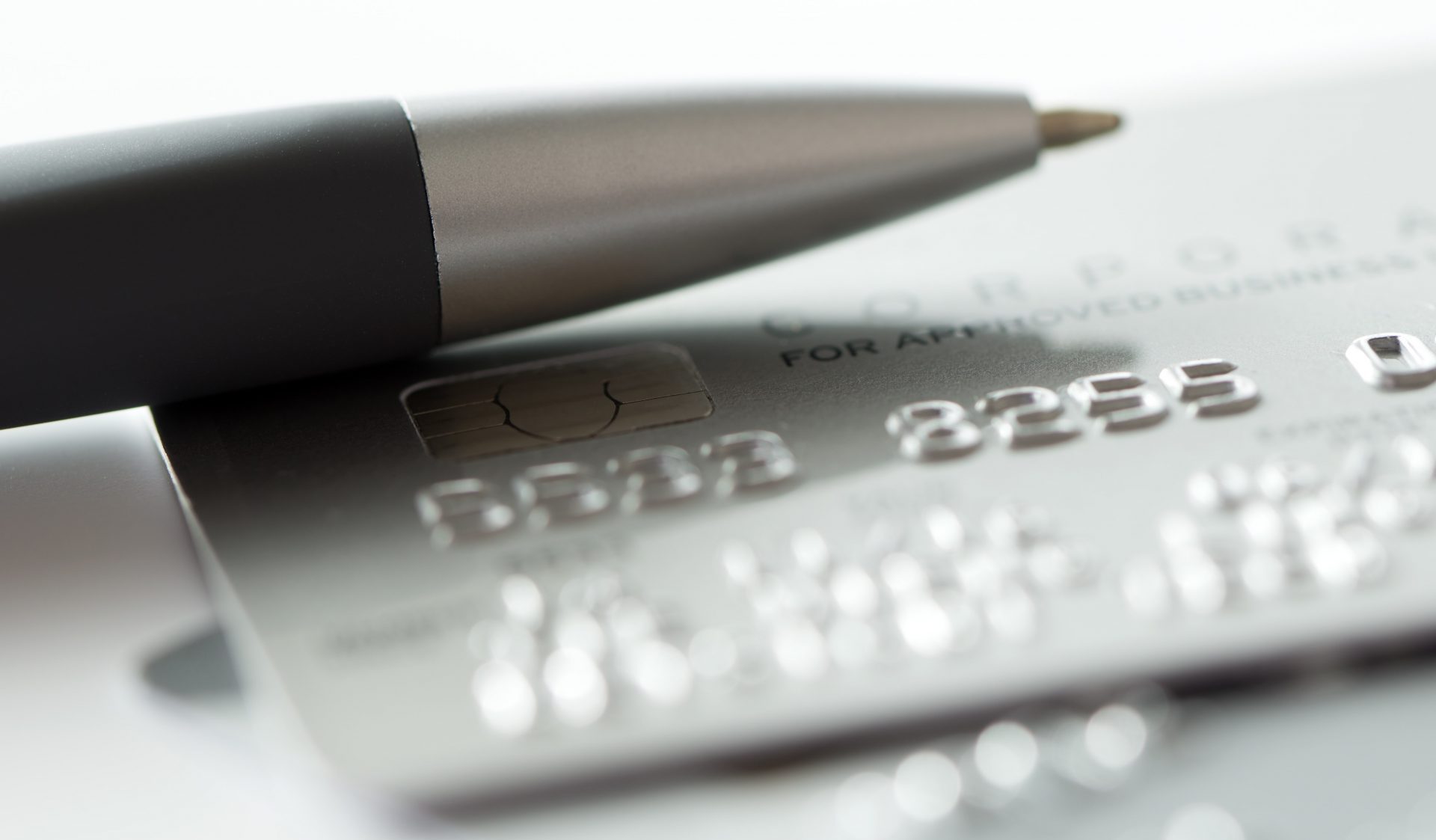 silver-credit-card-P65WZ2A-min