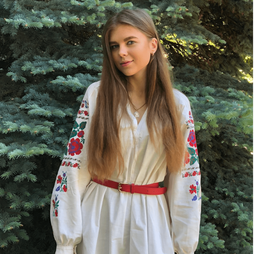 Anastasia Pozhar-min
