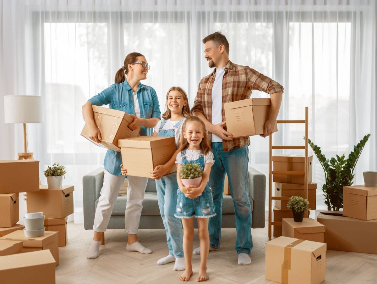 family-are-moving-to-new-apartment-2023-11-27-05-28-22-utc (1) (1)